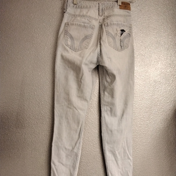 Hollister High Rise Super Skinny Jeans  SIZE 0 - Picture 2 of 3